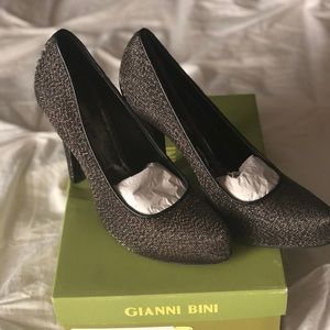 Gianni Bini pewter heel